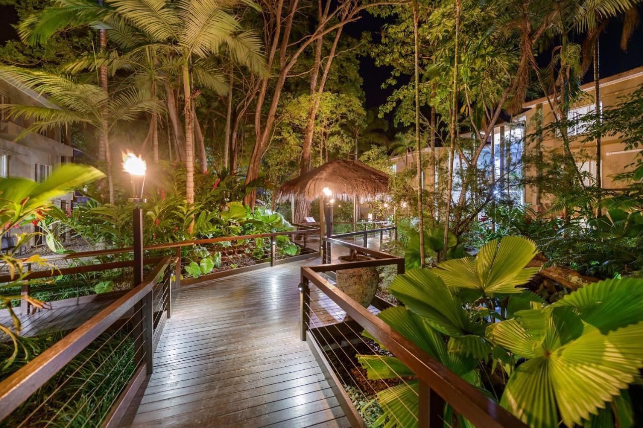 Ramada Resort By Wyndham Port Douglas Exterior foto