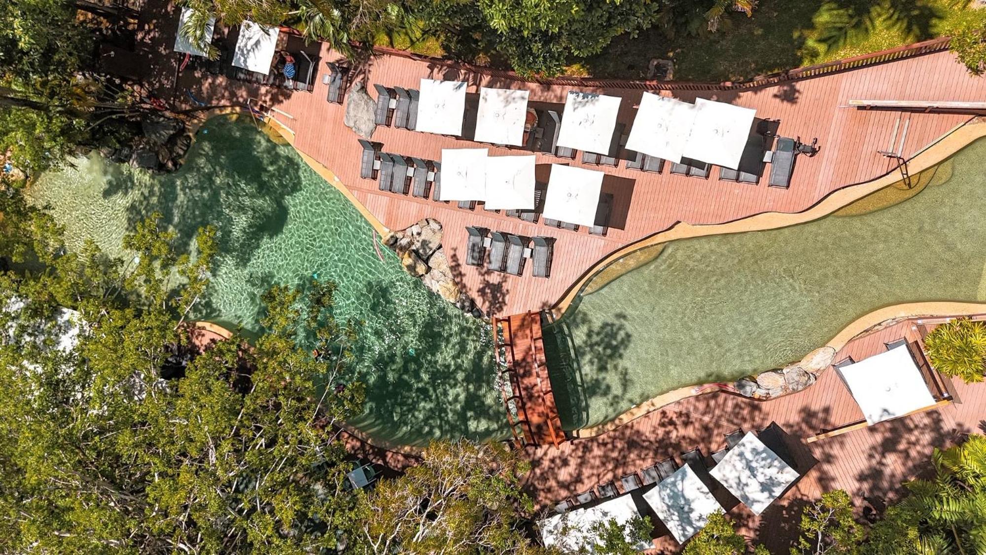 Ramada Resort By Wyndham Port Douglas Exterior foto